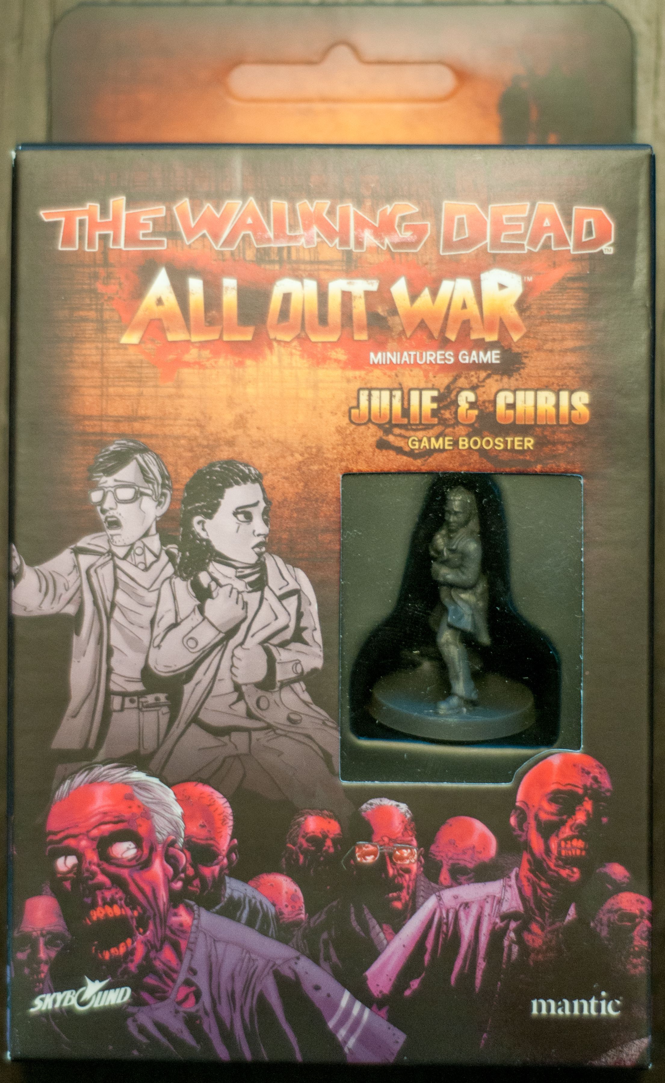Portada de The Walking Dead: All Out War – Julie & Chris Booster