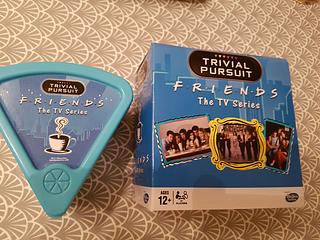 Juego de mesa Trivial Pursuit: Friends